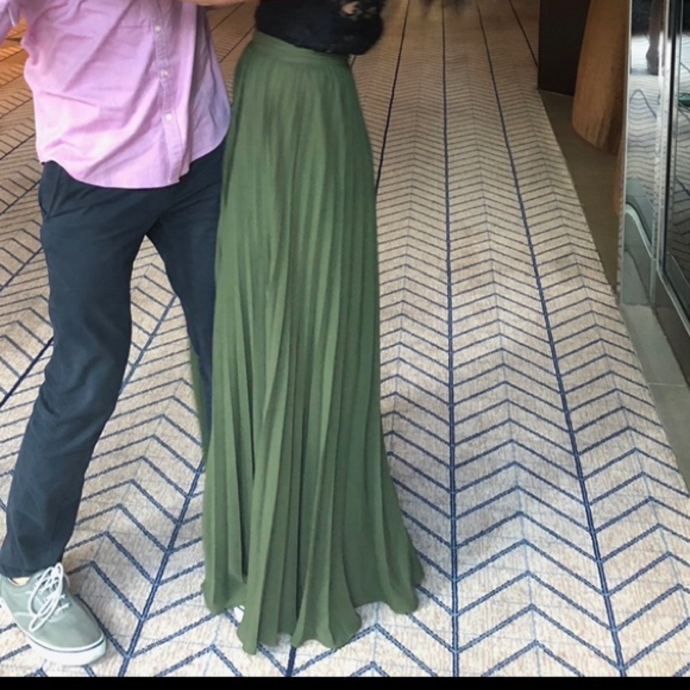 Hunter Green Pleated Maxi Skirt